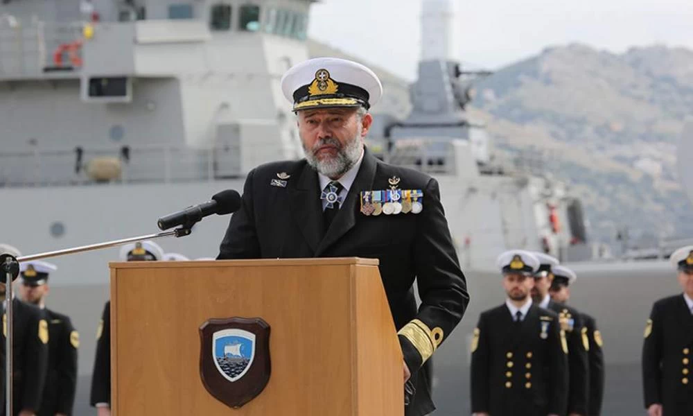 Σήμα του Αρχηγού Στόλου Παναγιώτη Λυμπέρη: ''Τούτα τα νερά είναι δικά μας''